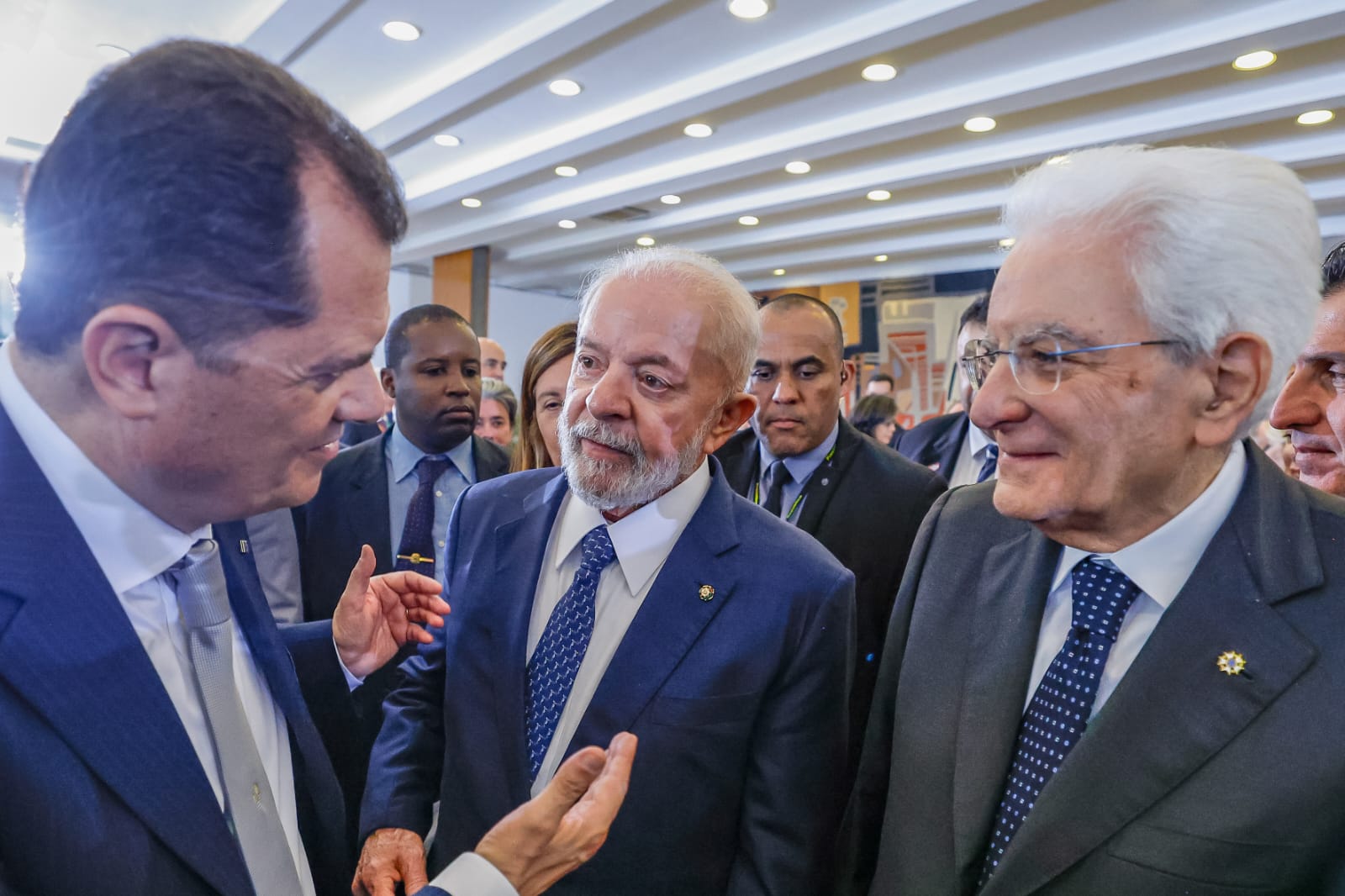 Porta, Mattarella, Lula - L'on. Fabio Porta con il Presidente della Repubblica italiana Sergio Mattarella e il Presidente del Brasile Lula.