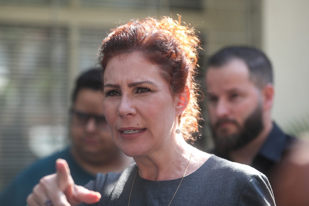 Foto de arquivo de 15/05/2025 da deputada federal Carla Zambelli (PL-SP) durante uma coletiva de imprensa na sede de seu partido no bairro de Moema, na zona sul da cidade de São Paulo. — Foto: Felipe Rau/Estadão Conteúdo